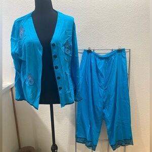 Women's Blue‎ Embroidered 2-Piece Set Key Lime Pie brand Brunch or vacation wear